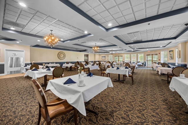 Commercial__93_Manalapan_Avenue_054 (2)