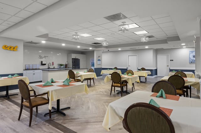 Commercial__93_Manalapan_Avenue_118
