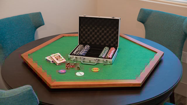 Game-room-3_La-Marea-Senior-Living