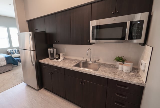 Kitchenette-2_La-Marea-Senior-Living
