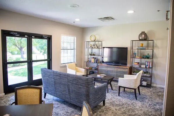 MQ_tv_room