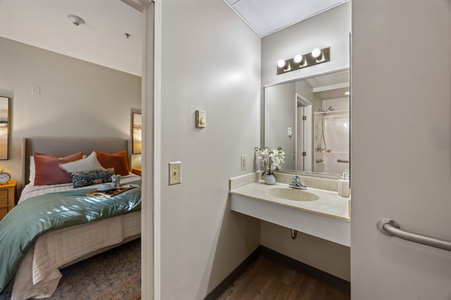One Bedroom apartment home 11