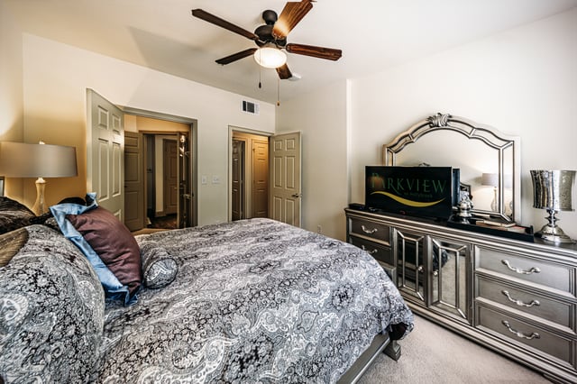 PKHB_HOLLYBROOK_0016