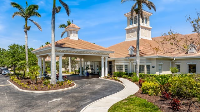 Pelican-Pointe-002-IL