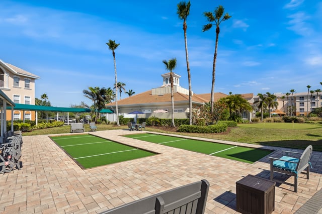 Pelican-Pointe-162-IL
