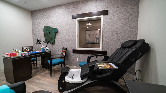 Salon-and-Spa-3_La-Marea-Senior-Living