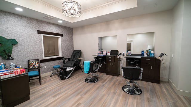 Salon-and-Spa_La-Marea-Senior-Living